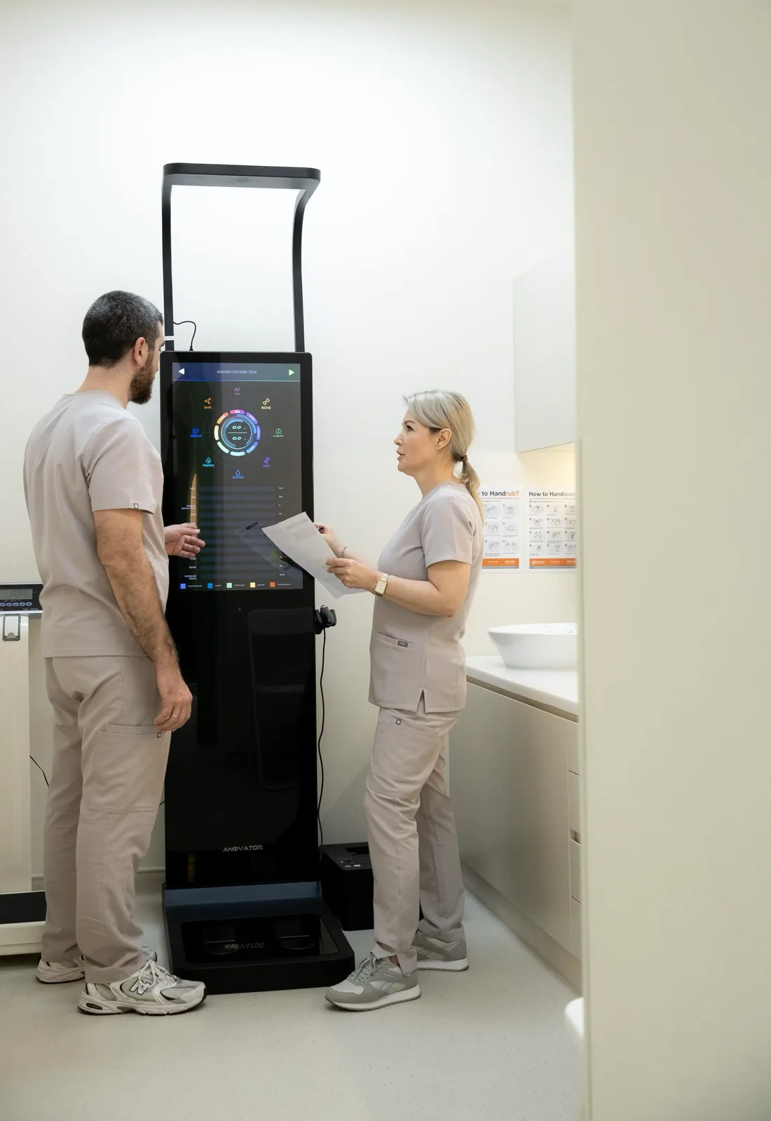Personalized health assessment during the Dubai Longevity Tour